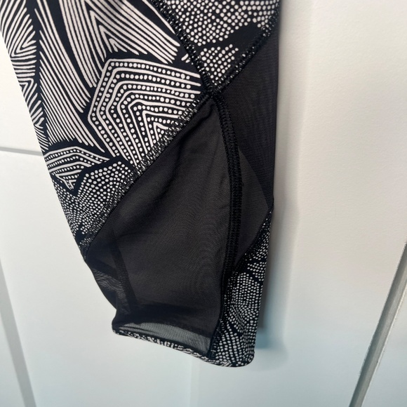 Lululemon Goal Crusher 7/8 Tight Leggings Women's Size 6 - Picture 2 of 5